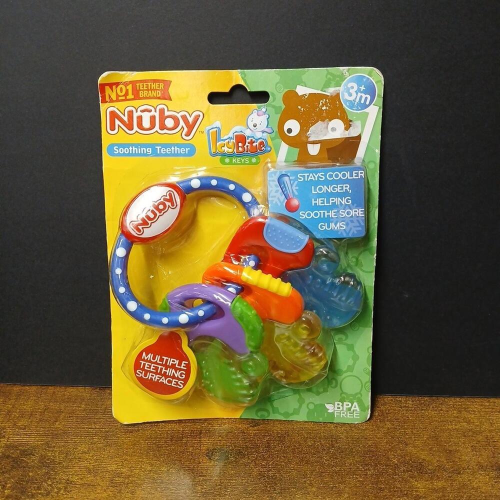 Nûby Soothing Teether Keys, Multiple Teething Surfaces, BPA Free